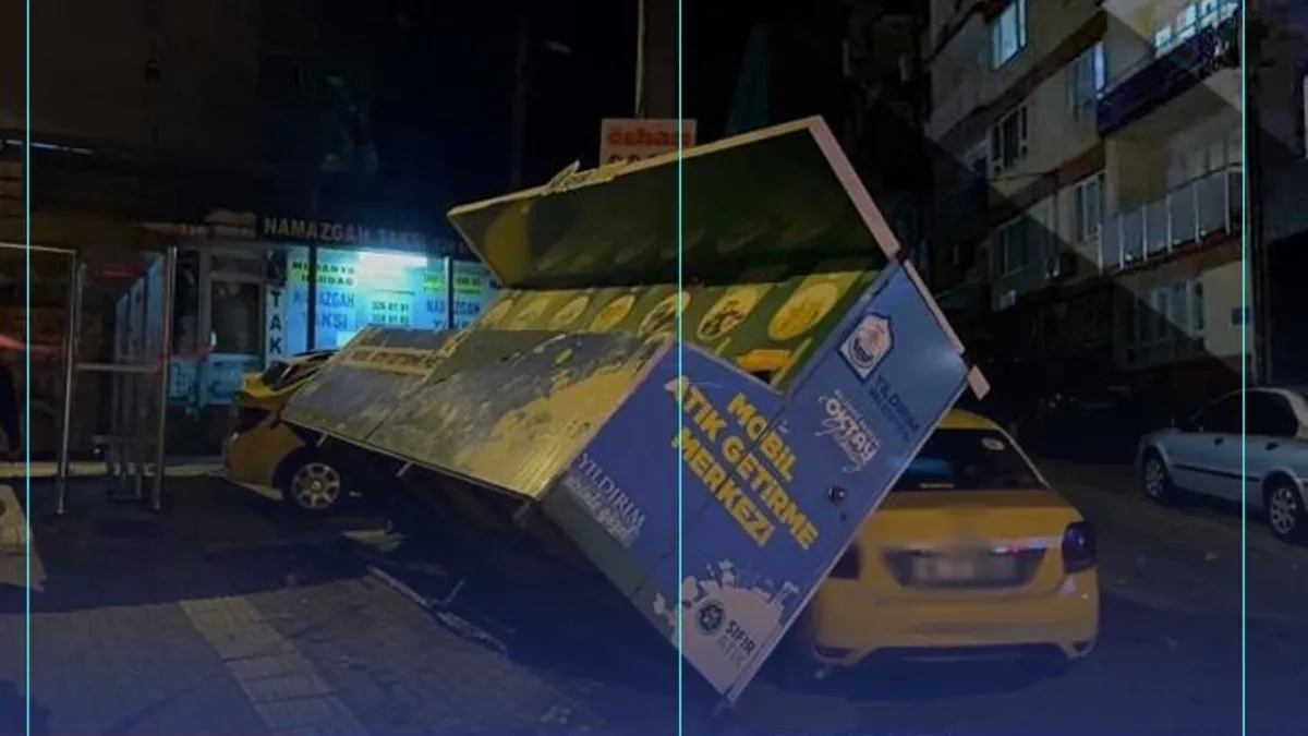 Meteorolojinin ardından etkili oldu! Bursa'da lodos hayatı felç etti