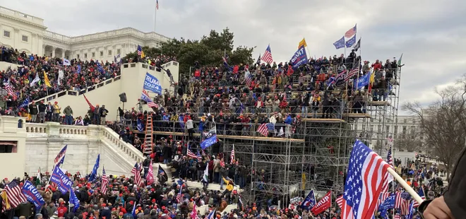207 yıl sonra ABD Kongresi’nde işgal! ABD Başkan Yardımcısı Pence: Şiddet asla kazanmaz