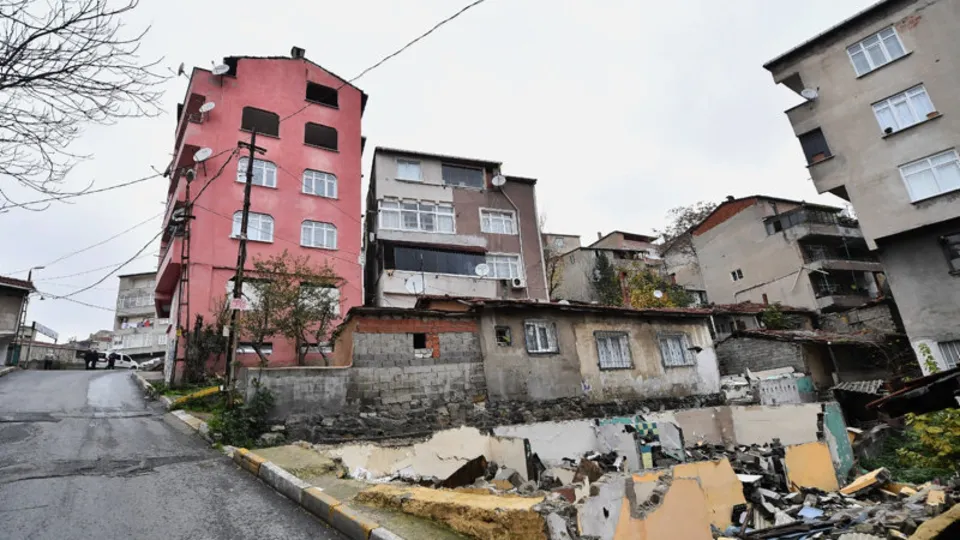 Takozcu zihniyet! CHP, Beyoğlu’nda Tarlabaşı, Okmeydanı gibi kentsel dönüşüm projelerini 10 yıl geciktirdi