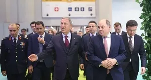 İngiliz Bakan’dan Türk İHA’larına övgü