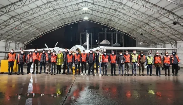 Selçuk Bayraktar AKINCI PT-3’ün test görüntülerini paylaştı! İşte o tarihi anlar