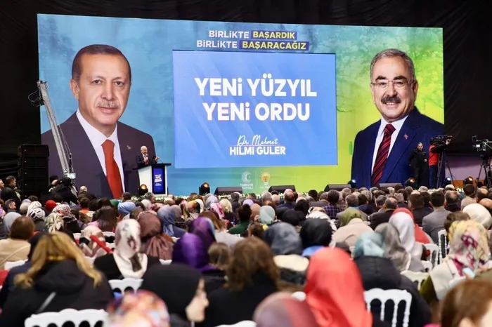 yeni-yuzyil-yeni-ordu-baskan-mehmet-hilmi-guler-az-laf-yapip-cok-is-yapacagiz-1711453237489.jpeg Yeni yüzyıl, yeni Ordu! Başkan Mehmet Hilmi Güler: Az laf yapıp, çok iş yapacağız - 3