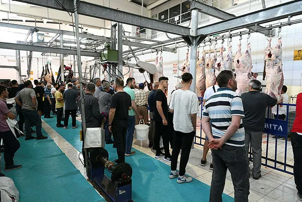 1687967469328.jpg CHP fondaşı Can Ataklı'dan akıllara zarar Kurban Bayramı fetvası: Öyle şey kurban olmaz - 2