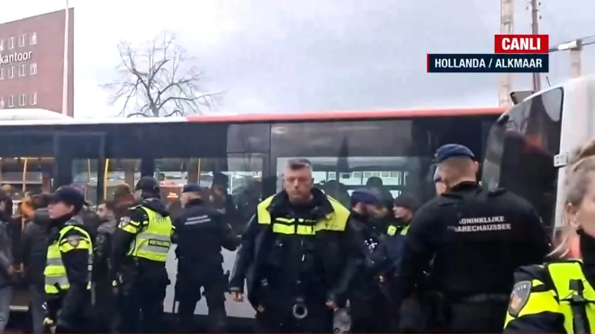 Hollanda'da Türk taraftarlara saldırı: AZ Alkmaar - Galatasaray maçı öncesi olaylar çıktı | A Haber bölgeden aktardı