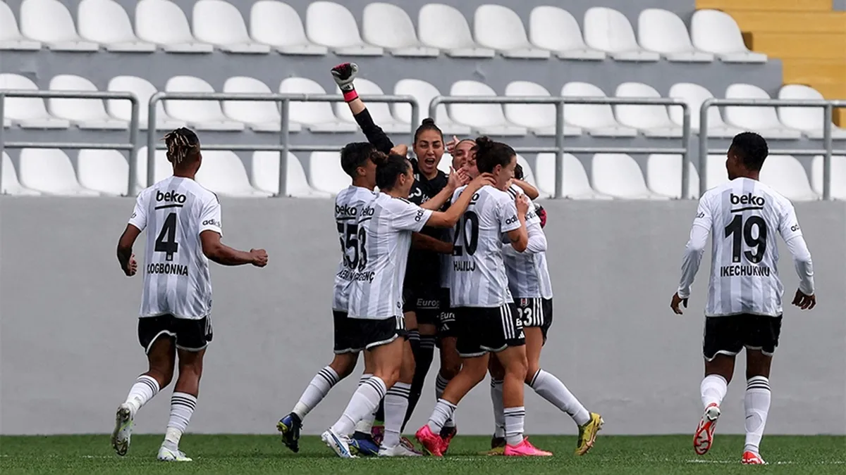 Kadın futbolunda derbi heyecanı