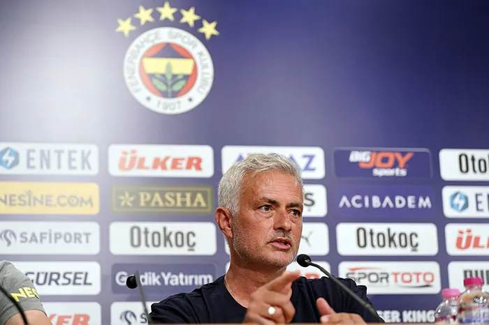 Jose Mourinho basın toplantısında konuştu: Hedefimiz turu geçmek!