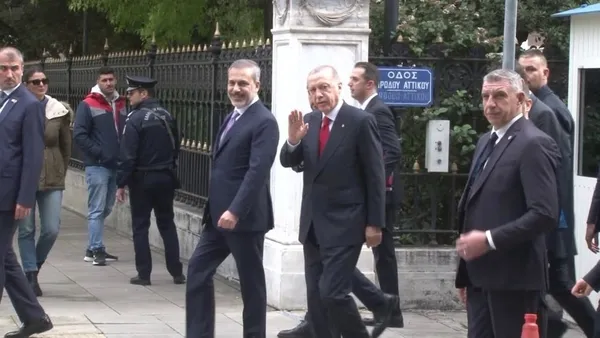 Atina’da Başkan Erdoğan ile A Haber’in Yunan muhabiri Manolis Kostidis arasında dikkat çeken diyalog