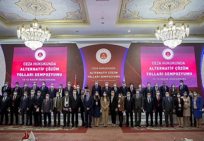 Son dakika: Bakan Gül’den yargı reformu mesajı