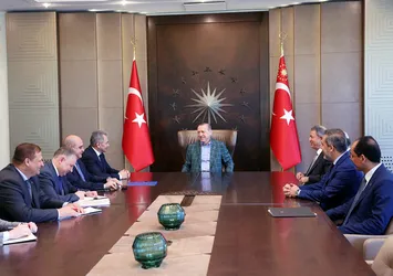 Erdoğan'dan Huber Köşkü'nde kritik kabul