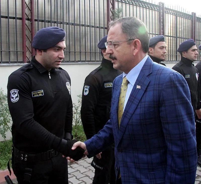 Bakan Özhaseki: İnşallah ben de şehit olurum - 1
