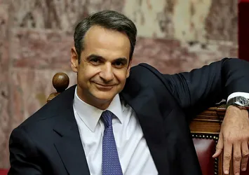 Yunanistan tüm parasını silaha yatıracak!