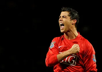 Merakla bekleniyordu... Cristiano Ronaldo'nun forma numarası belli oldu