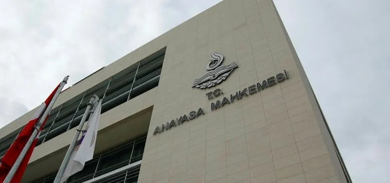Son dakika: AYM'den emsal karar! Gazeteciden savcı gibi hareket etmesi beklenemez