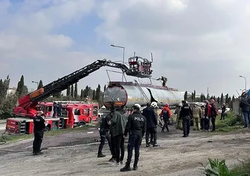 Ataşehir'de yakıt tankerinde patlama: 2 ölü