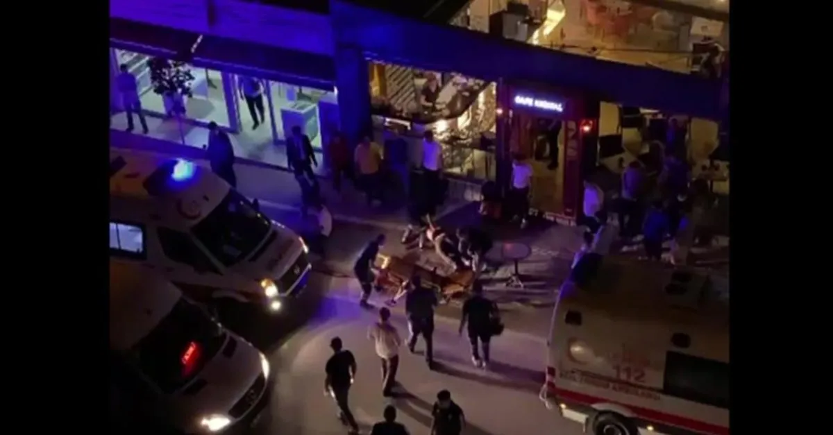 bursa da 2 arkadas bicaklandi 1 olu 1 yarali