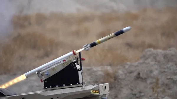 Türkiye’nin robot askeri Barkan füze atışıyla hedefi 12’den vurdu