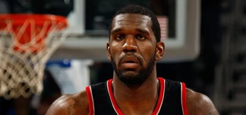 Greg Oden, kariyerine son verdi