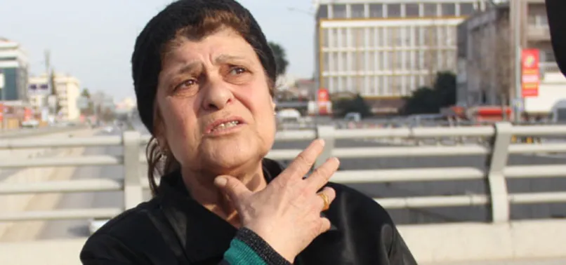 Yaşlı kadının boynundaki kolyeyi alıp kaçtılar!