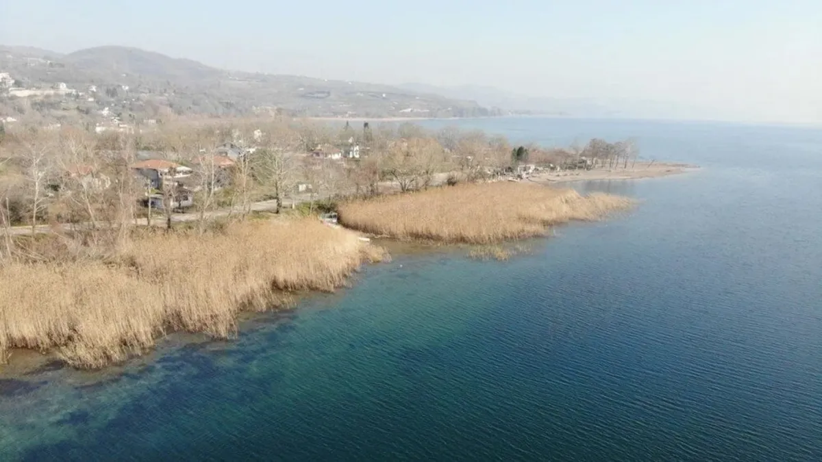 Sapanca Gölü'nde mahsur kaldılar! Ekipler 17 kişiyi kurrtardı