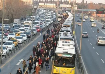 Bazı yollar trafiğe kapatılıyor!