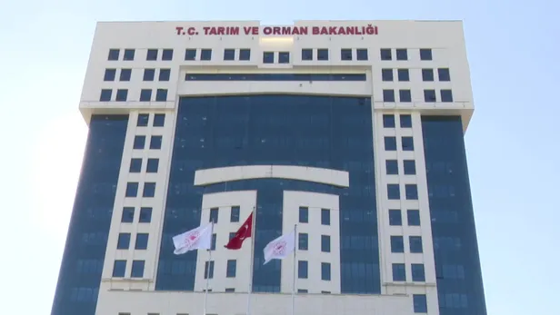1500-isci-alimi-kura-sonuclari-saat-kacta-aciklanacak-tarim-ve-orman-bakanligi-tarim-iscisi-kura-cekimi-il-il-1709014286517.jpg 1.500 işçi alımı kura sonuçları saat kaçta açıklanacak? Tarım ve Orman Bakanlığı tarım işçisi kura çekimi il il sonuçları - 4