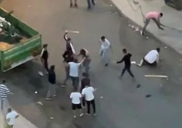 İstanbul Bayrampaşa'da dehşet anları! Sopayla bayılttı yerde tekmeledi