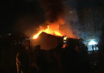 Karabük'te yangın paniği: 1 kişi hayatını kaybetti