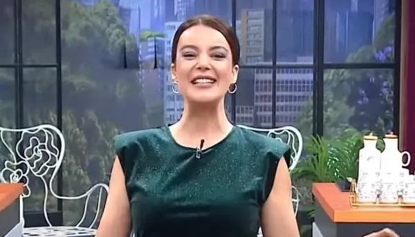 gelinim-mutfakta-ceyrek-altini-kim-kazandi-16-kasim-gelinim-mutfakta-gunun-birincisi-kim-1668606490445.jpg Gelinim Mutfakta çeyrek altını kim kazandı? 16 Kasım Gelinim Mutfakta günün birincisi kim? - 2