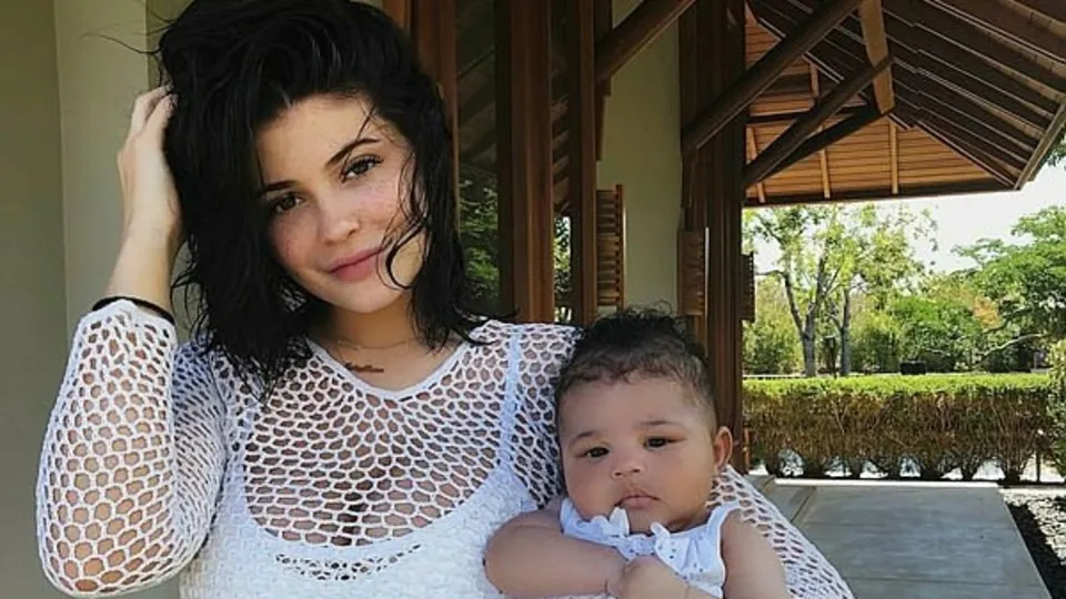 Kylie Jenner Instagram'ın en çok kazanan ismi oldu