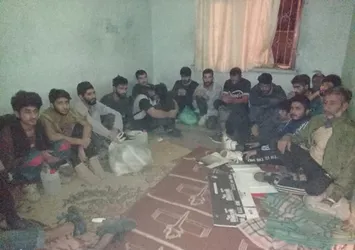 Van'da bir evde 43 Afgan yakalandı