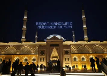 Ramazan'ın müjdecisi "Leyle-i Berat"