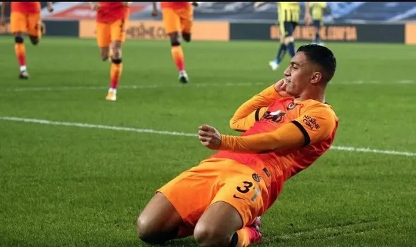 Galatasaray transferi resmen duyurdu! Yıldız isim ile yollar ayrıldı