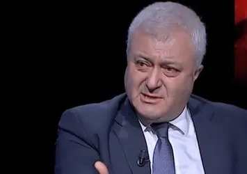 CHP siyasi ilkesizliğin dibine vuruyor! Tuncay Özkan, Selahattin Demirtaş ile Necmettin Erbakan'ı aynı kefeye koydu