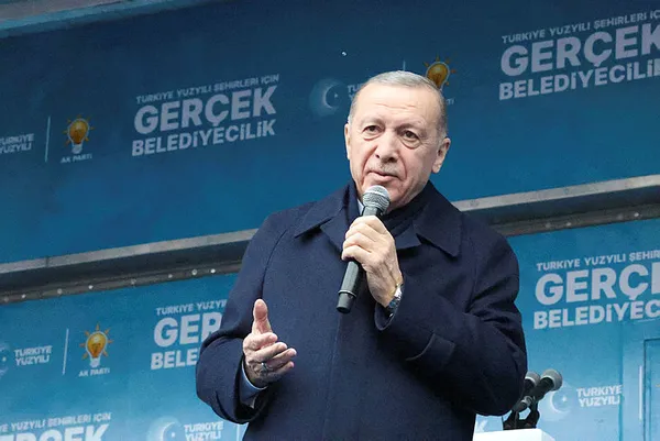 baskan-recep-tayyip-erdogan-samsunda-chpdekiler-birbirini-hancerleyerek-cikar-kavgasina-tutustu-1708004710421.jpg Başkan Recep Tayyip Erdoğan Samsun'da: CHP'dekiler birbirini hançerleyerek çıkar kavgasına tutuştu... - 2