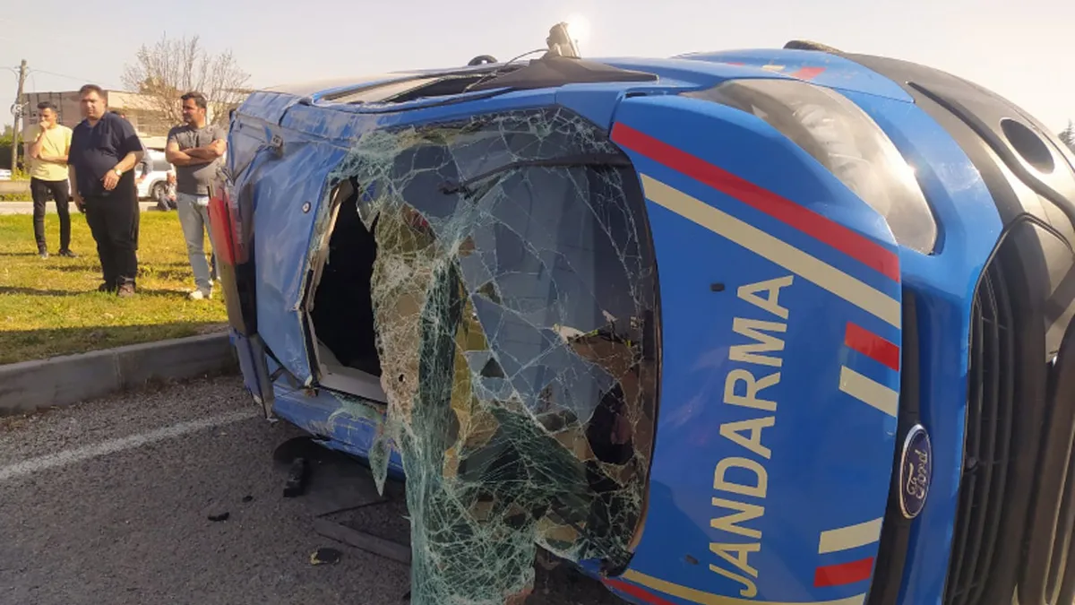 Malatya'da askeri araç devrildi: 2 asker yaralandı