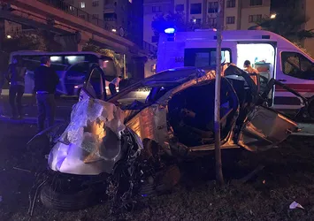İzmir'de trafik kazası: 2 polis hayatını kaybetti