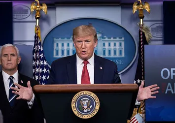 Donald Trump'ın DSÖ'ye açtığı "koronavirüs savaşı" alevleniyor