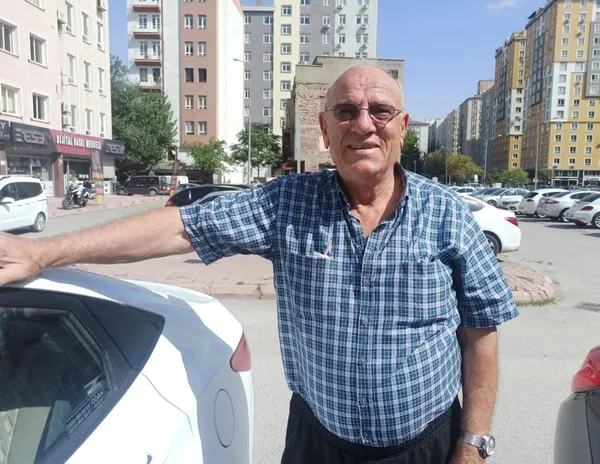 kayseride-78-yasindaki-amca-uyanikligi-sayesinde-kurtuldu-tarlada-calisirken-telefon-geldi-bankaya-kostu-1664980901275.jpg Kayseri’de 78 yaşındaki amca uyanıklığı sayesinde kurtuldu! Tarlada çalışırken telefon geldi, bankaya koştu - 2