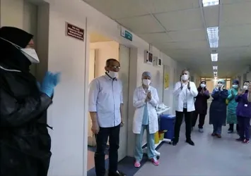 Kalp krizi geçiren koronavirüs hastası Mustafa Yangın hepsini yenerek taburcu oldu