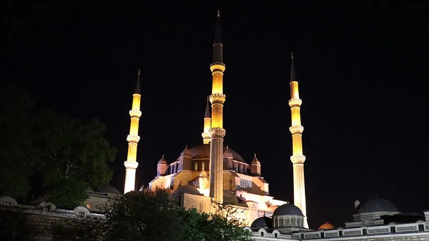 Mevlid Kandili bugün! İşte bu mübarek gecede yapılabilecek ibadetler ve okunabilecek dualar - 2