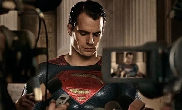 superman-pelerinini-bile-alamadan-kovuldu-henry-cavill-kimdir-superman-film-serisinden-neden-kovuldu-1671130680470.jpg Superman pelerinini bile alamadan kovuldu! Henry Cavill kimdir, Superman film serisinden neden kovuldu? - 3