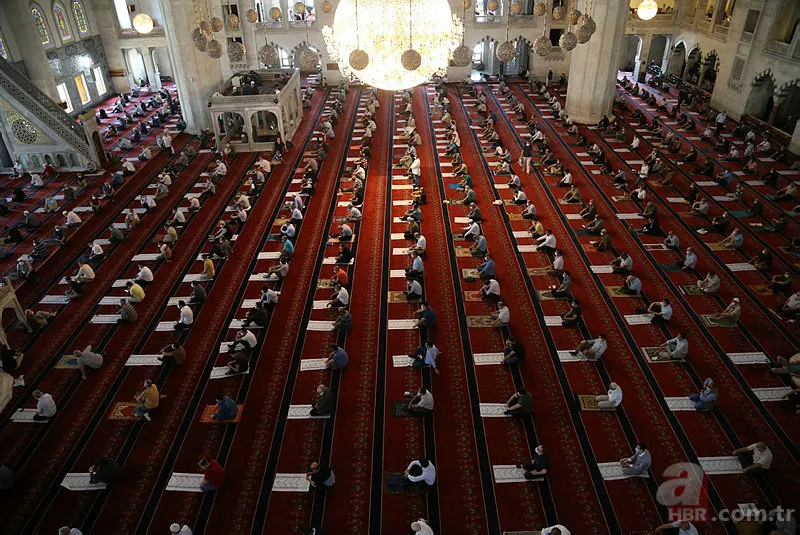 Diyanet son dakika: 30 Nisan Cuma namazı var mı? Tam kapanmada camilerde Cuma namazı kılınacak mı, yasak mı? 11