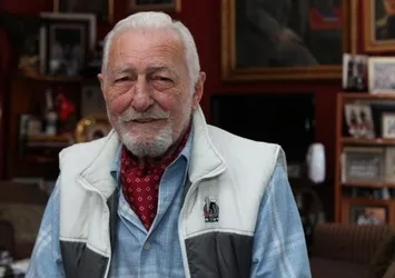 Süleyman Seba'yı rahmetle anıyoruz