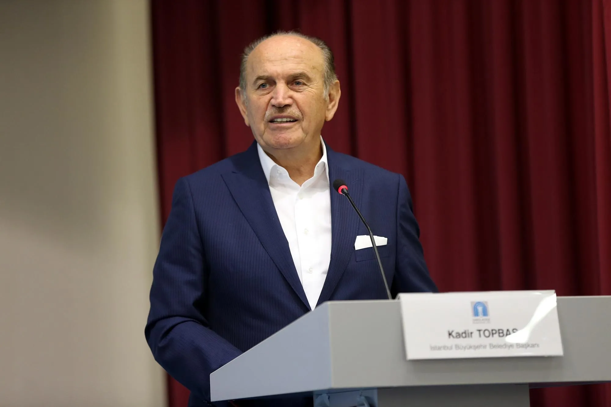 İBB'nin Eski Başkanı Kadir Topbaş Kovid-19 nedeniyle yoğun bakıma kaldırıldı