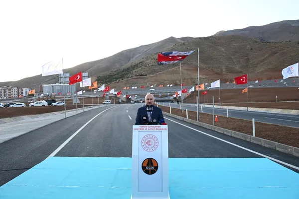 Ulaştırma ve Altyapı Bakanı Adil Karaismailoğlu açıkladı: Scooter’lara yeni düzenleme