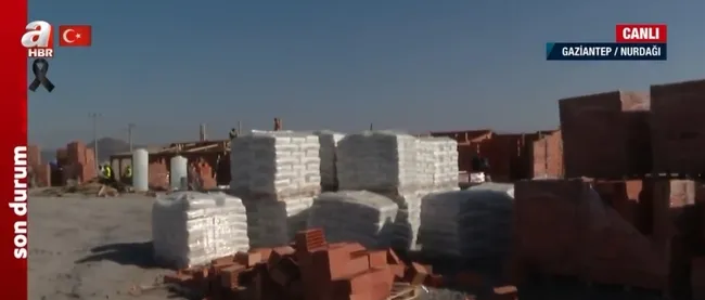 devlet-tum-gucuyle-deprem-bolgesinde-nurdaginda-afetzedeler-icin-barinma-alanlari-yapiliyor-1676723637871.jpg Devlet tüm gücüyle deprem bölgesinde! Nurdağı’nda afetzedeler için barınma alanları yapılıyor - 8