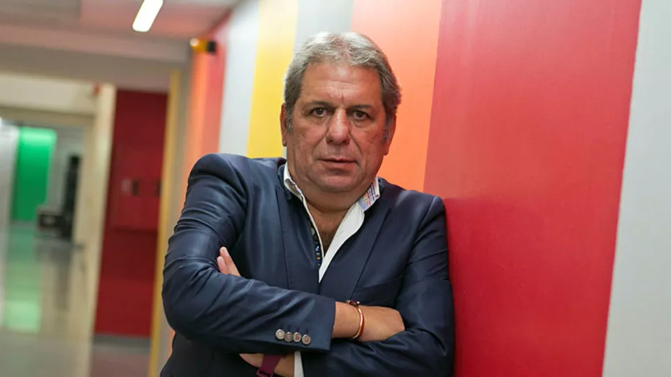Erman Toroğlu: Bu futbolla bir şey olmaz
