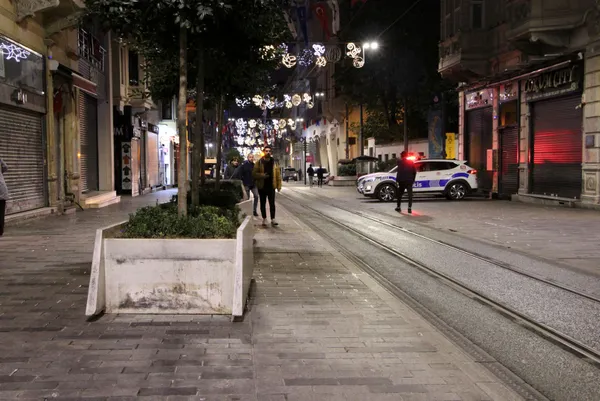 Son dakika: İstiklal Caddesi’ndeki hain saldırı sonrası dikkat çeken detay: Gece yarısı hepsi kaldırıldı