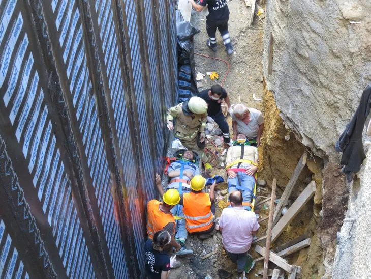 Son dakika: Kadıköy’de inşaatta iskele çöktü! Olay yerine sağlık ekipleri sevk edildi