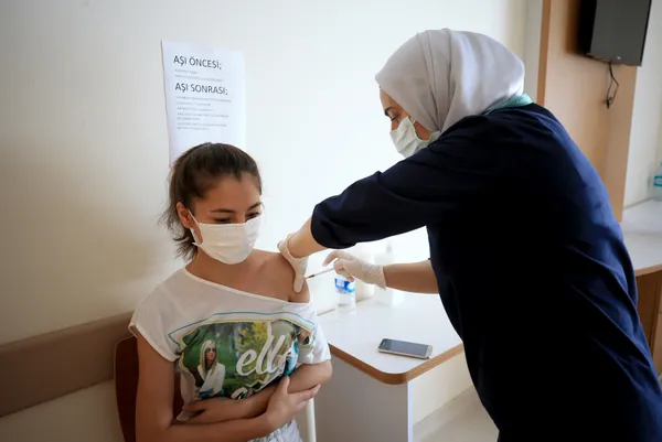 koronavirus-asilamasinda-yeni-donem-bakan-koca-duyurmustu-1624434491576.jpg Koronavirüs aşılamasında yeni dönem! Bakan Koca duyurmuştu - 3